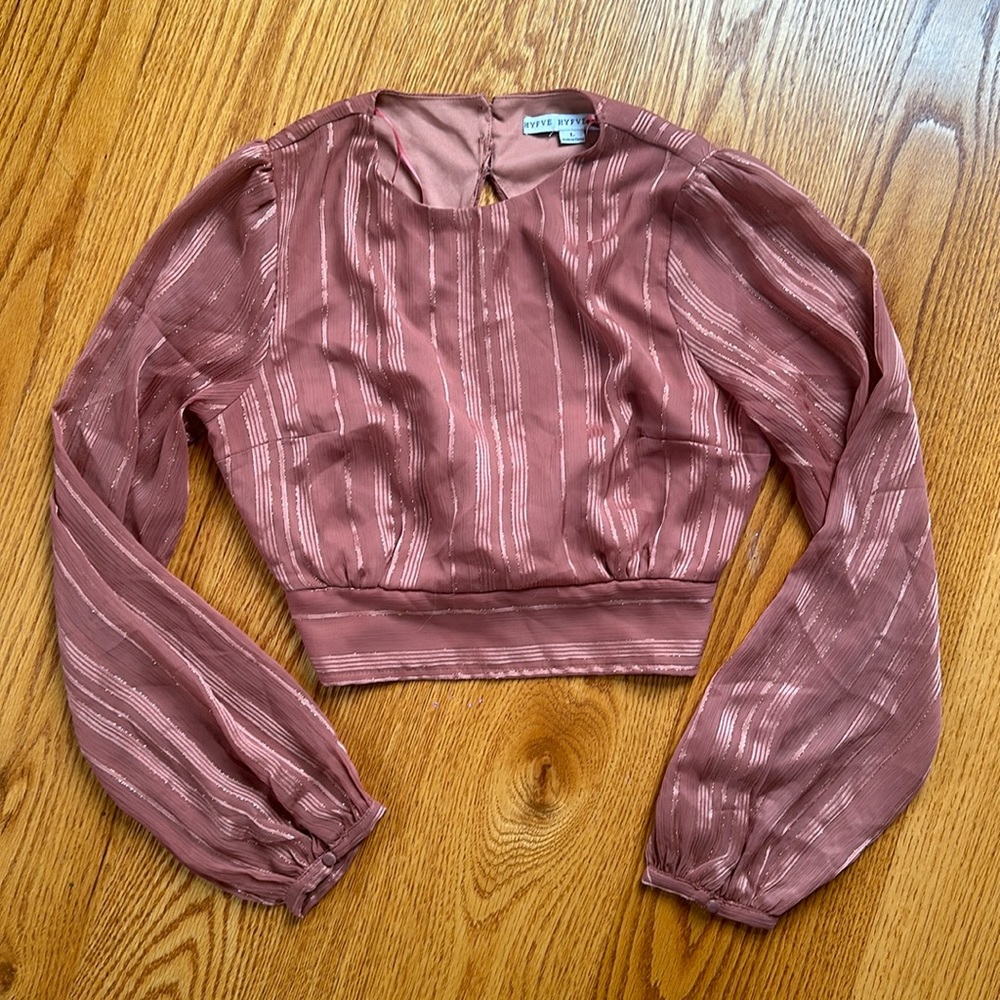 Women’s open back long sleeve crop top in color: rust - size L
